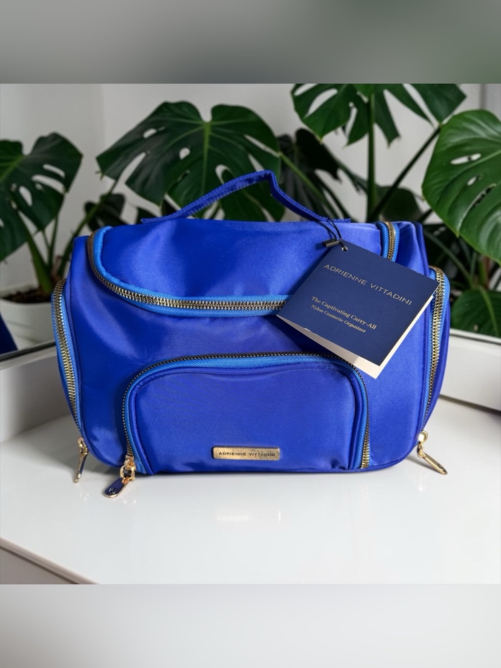 💙Adrienne Vittadini💙Cobalt Blue Captivating Carry-All Nylon Cosmetics Organizer